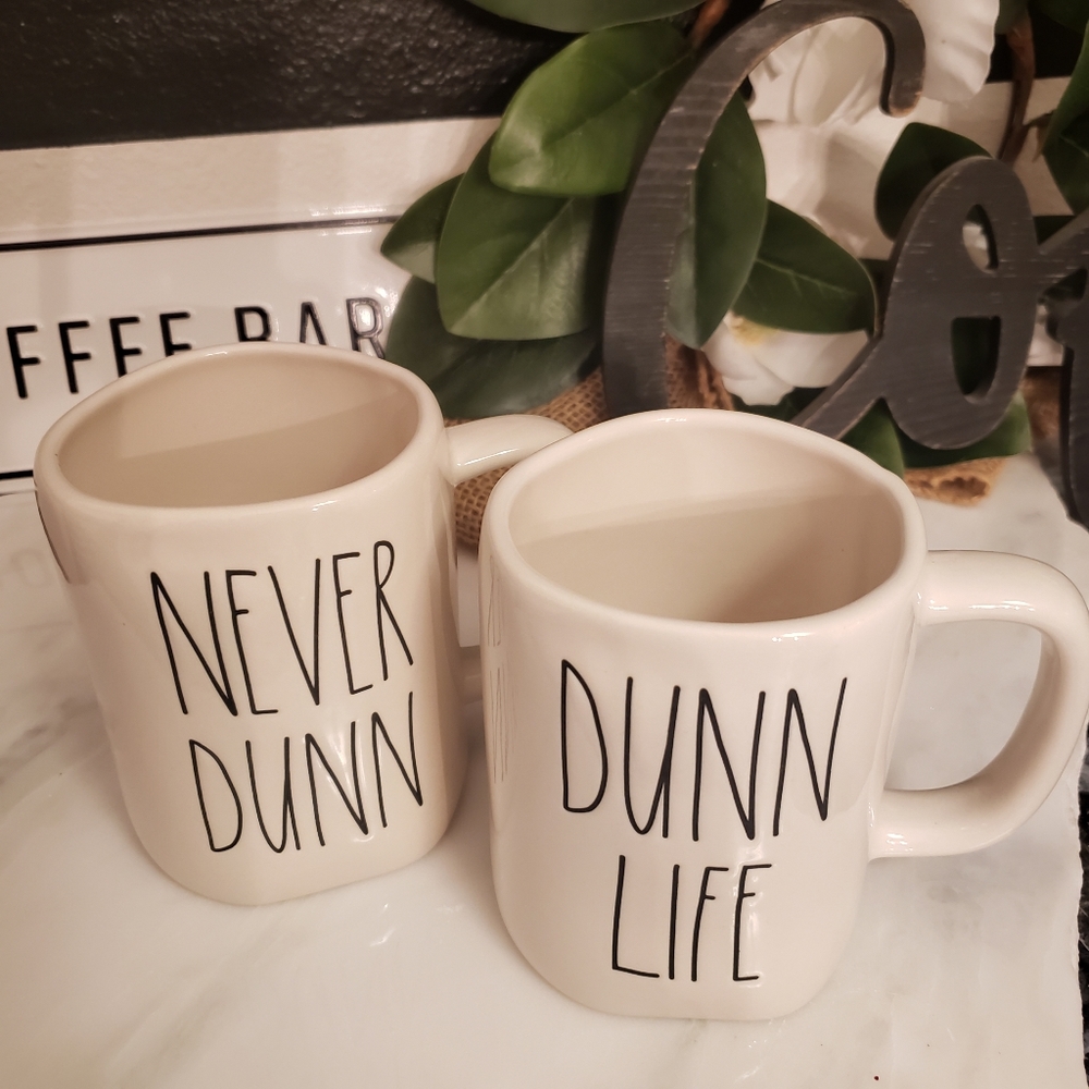 ♡RAE DUNN♡ set of 2 mugs NWOT